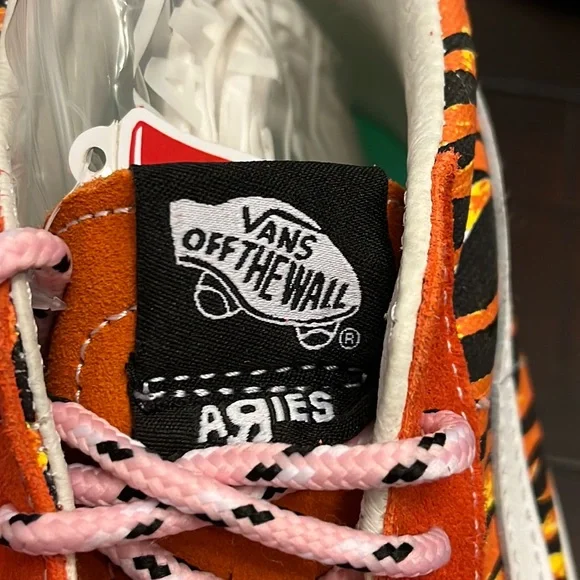 Vans OG Sk8-Mid LX Aries Trip Art shoes sneakers new Mens 6.5 or Women’s 8 tiger